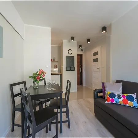 Apartment P&o Serviced Anielewicza Warsaw